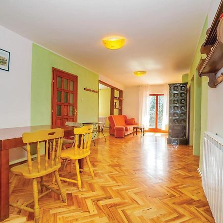 7 Bedroom Pet Friendly Home In Crni Kal Crni Kal  エクステリア 写真
