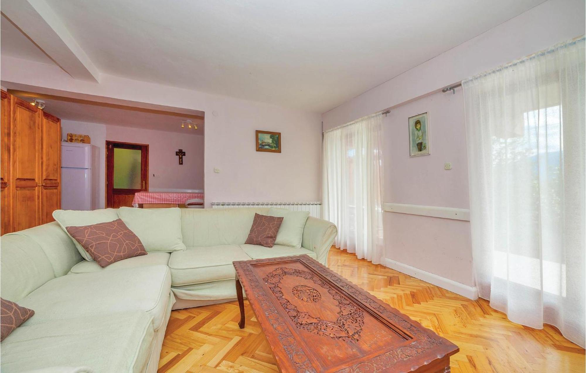 7 Bedroom Pet Friendly Home In Crni Kal Crni Kal  エクステリア 写真