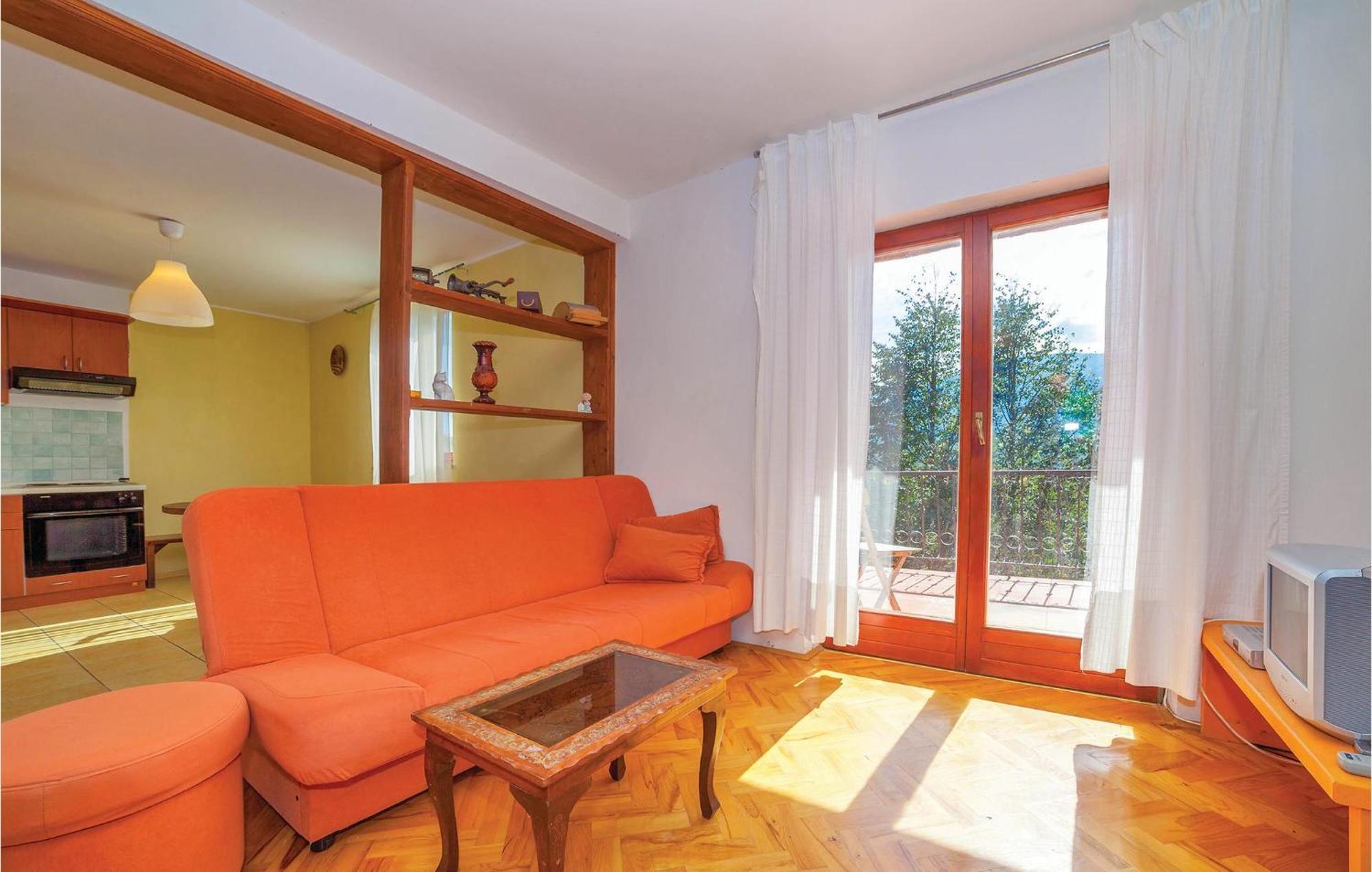 7 Bedroom Pet Friendly Home In Crni Kal Crni Kal  エクステリア 写真